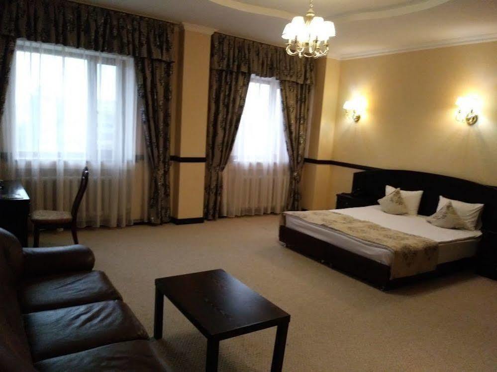 אסטנה Belon Life Hotel מראה חיצוני תמונה