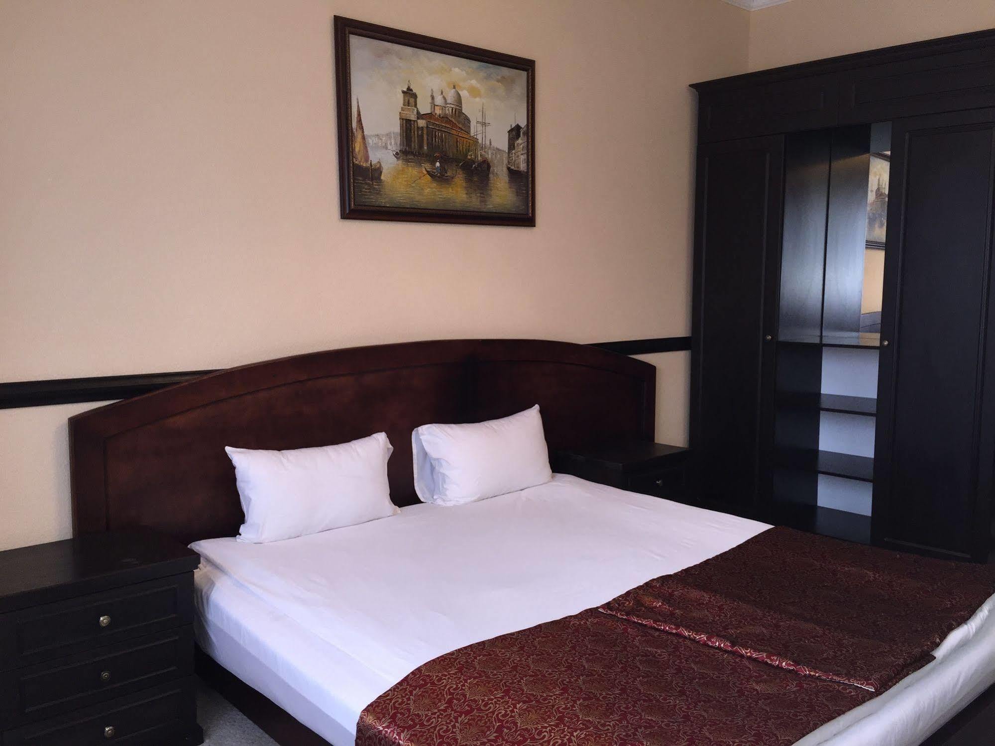 אסטנה Belon Life Hotel מראה חיצוני תמונה