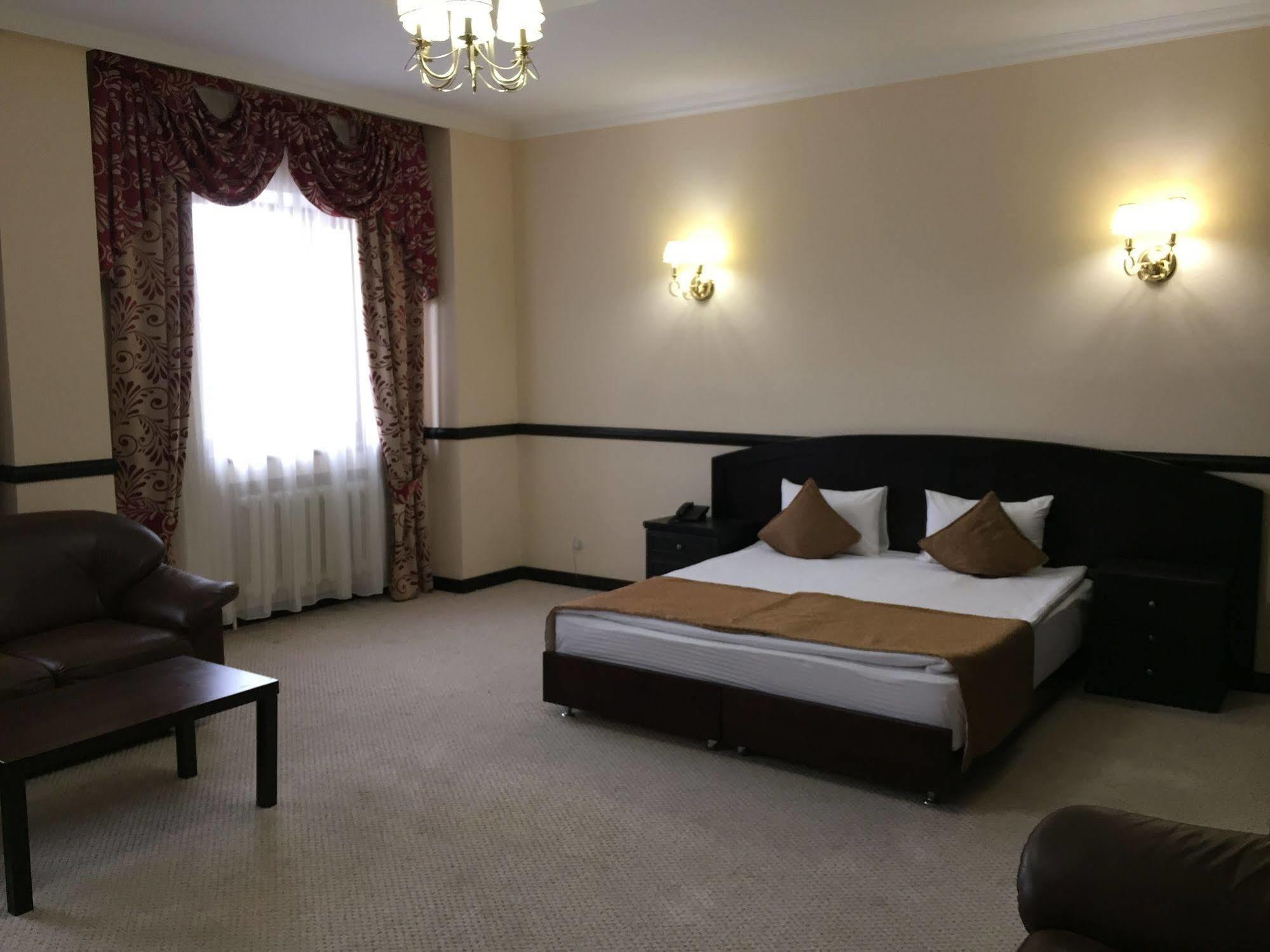 אסטנה Belon Life Hotel מראה חיצוני תמונה